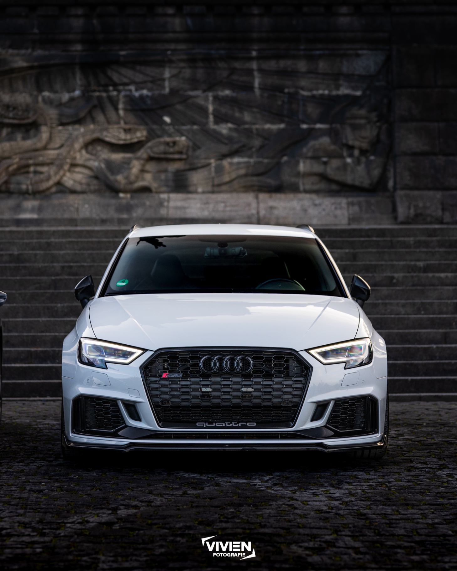 Audi RS3 · Stein & Stahl
