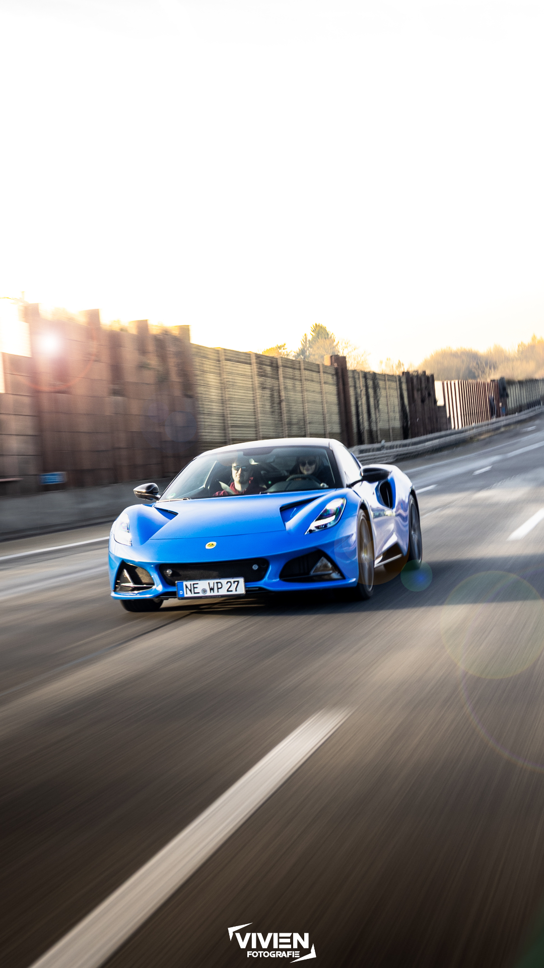 Lotus Emira · Sonnenaufgang