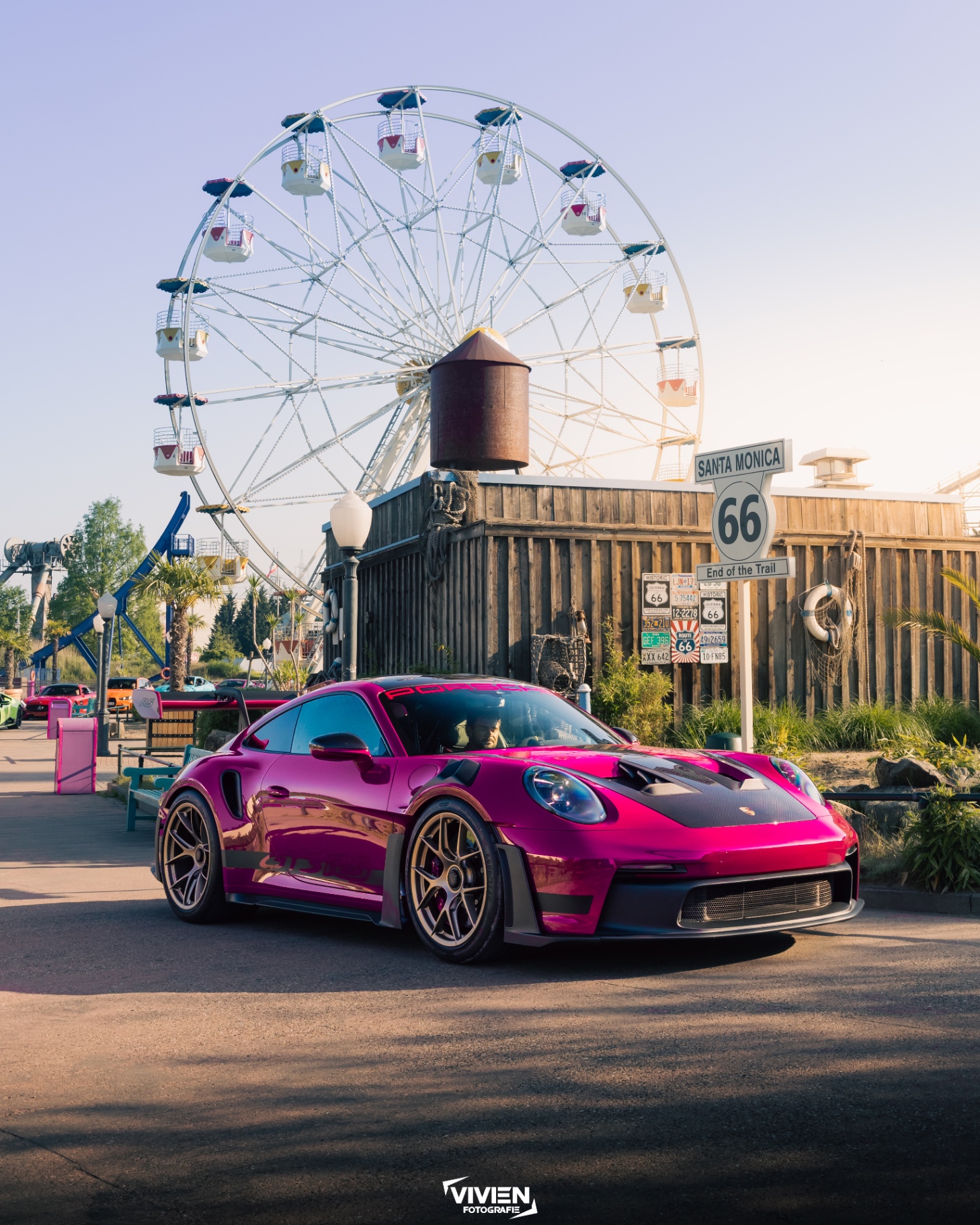 911 GT3 RS · Santa Monica Pier
