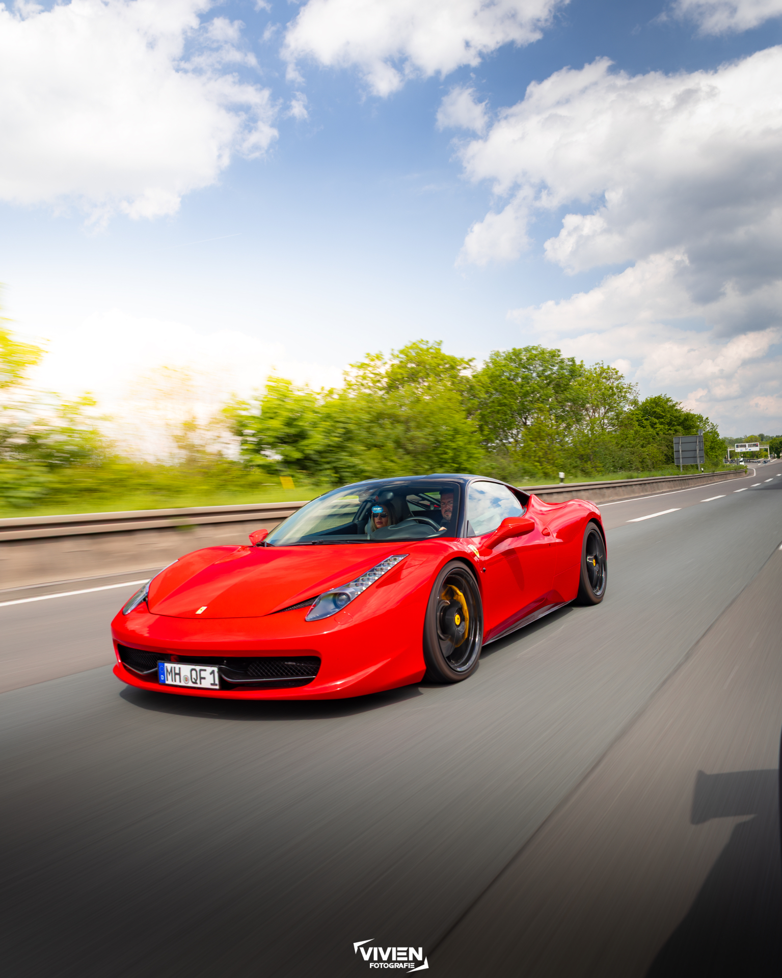 Ferrari 458 Italia · Rosso Corsa · Autobahn-Lauf