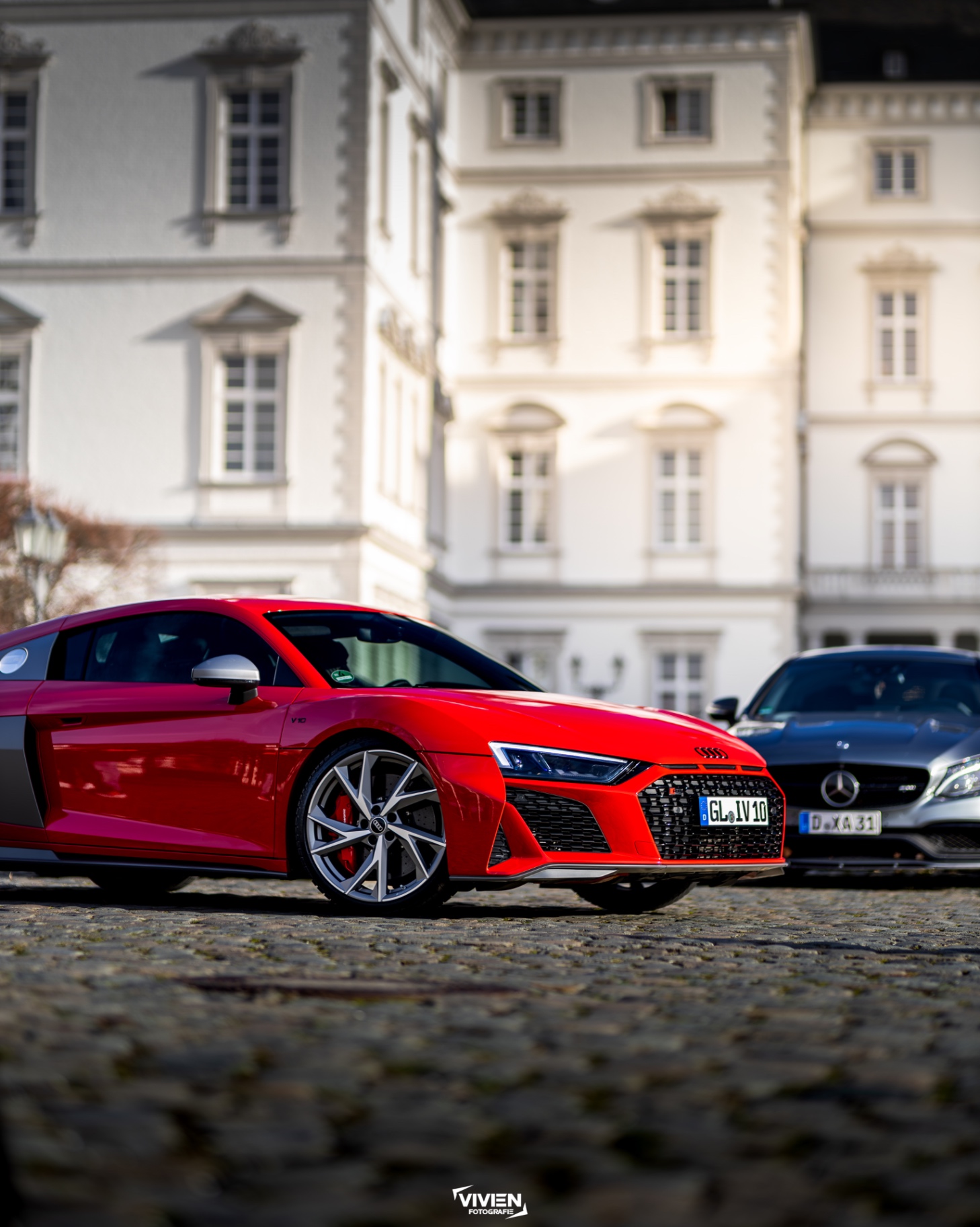 Audi R8 V10 · Tango Red · Kopfsteinpflaster