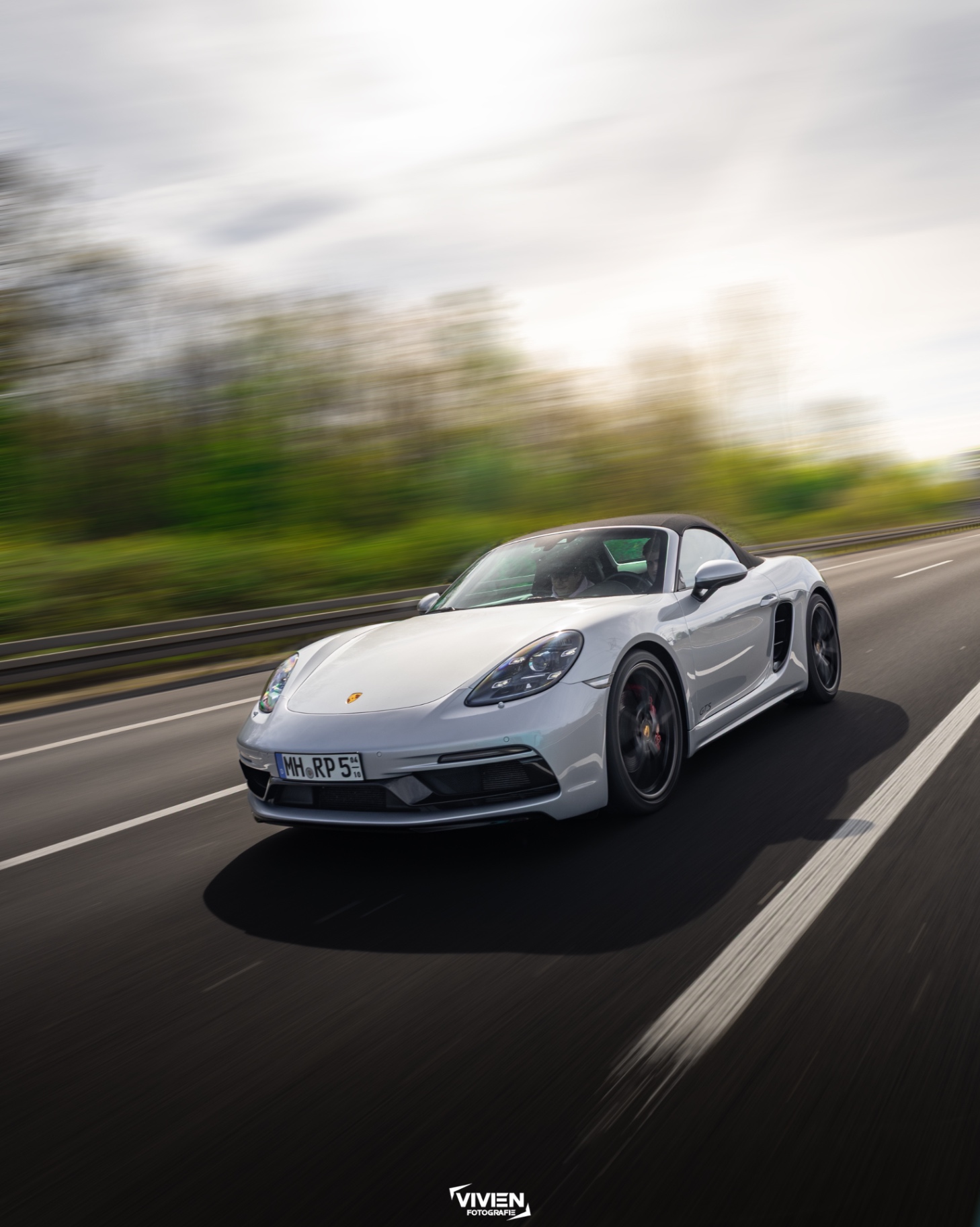718 Boxster GTS · Crayon · Rolling Shot